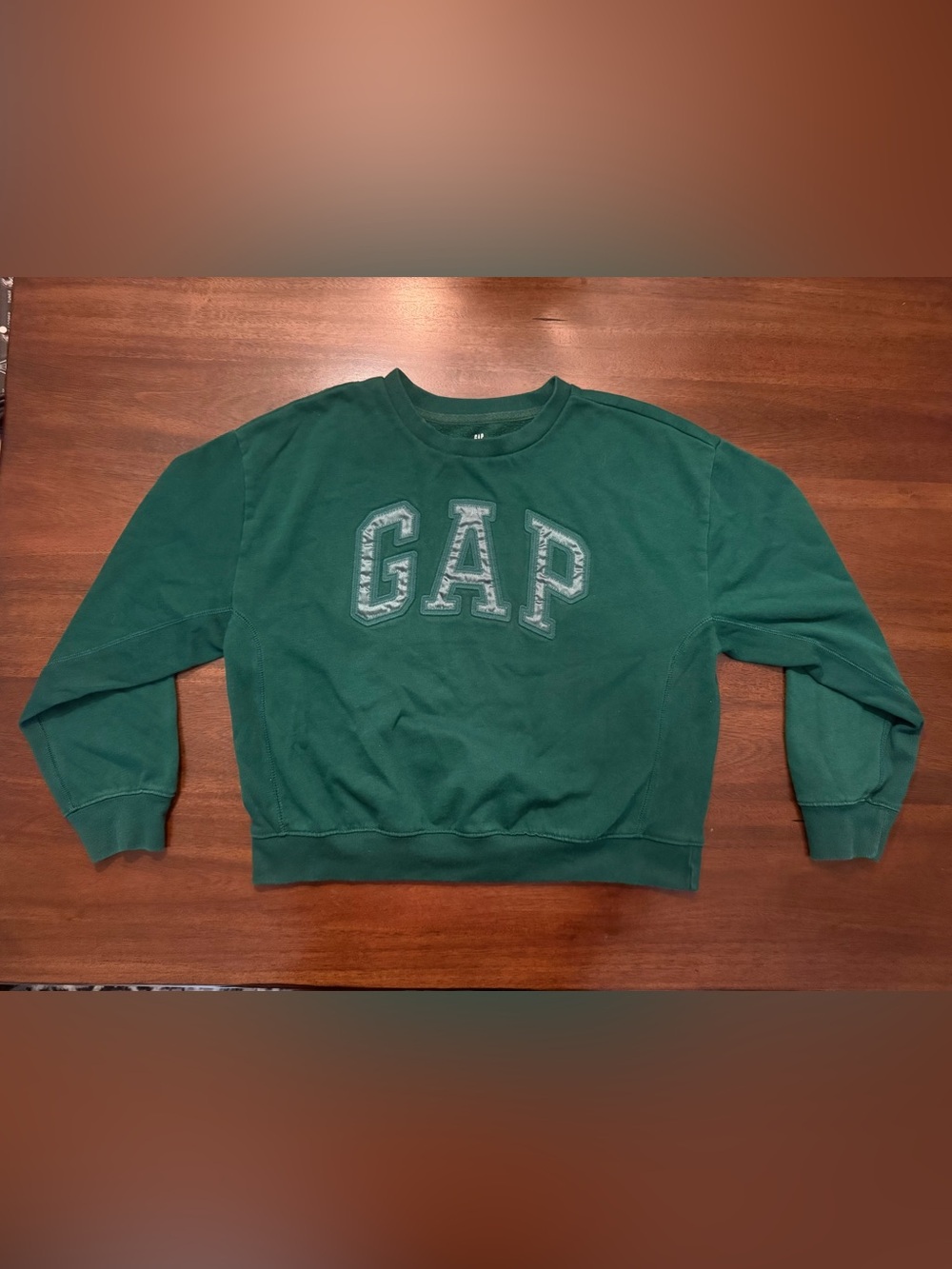 EUC GAP Kids Dark Green Appliqué Logo Sweatshirt XXL